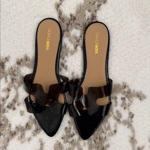Fashion Nova Glossy Black Slide Sandals